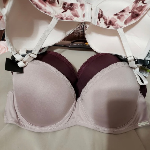 New Set Of 3 36B Tahari Full Frame Padded Bras - Picture 2 of 8